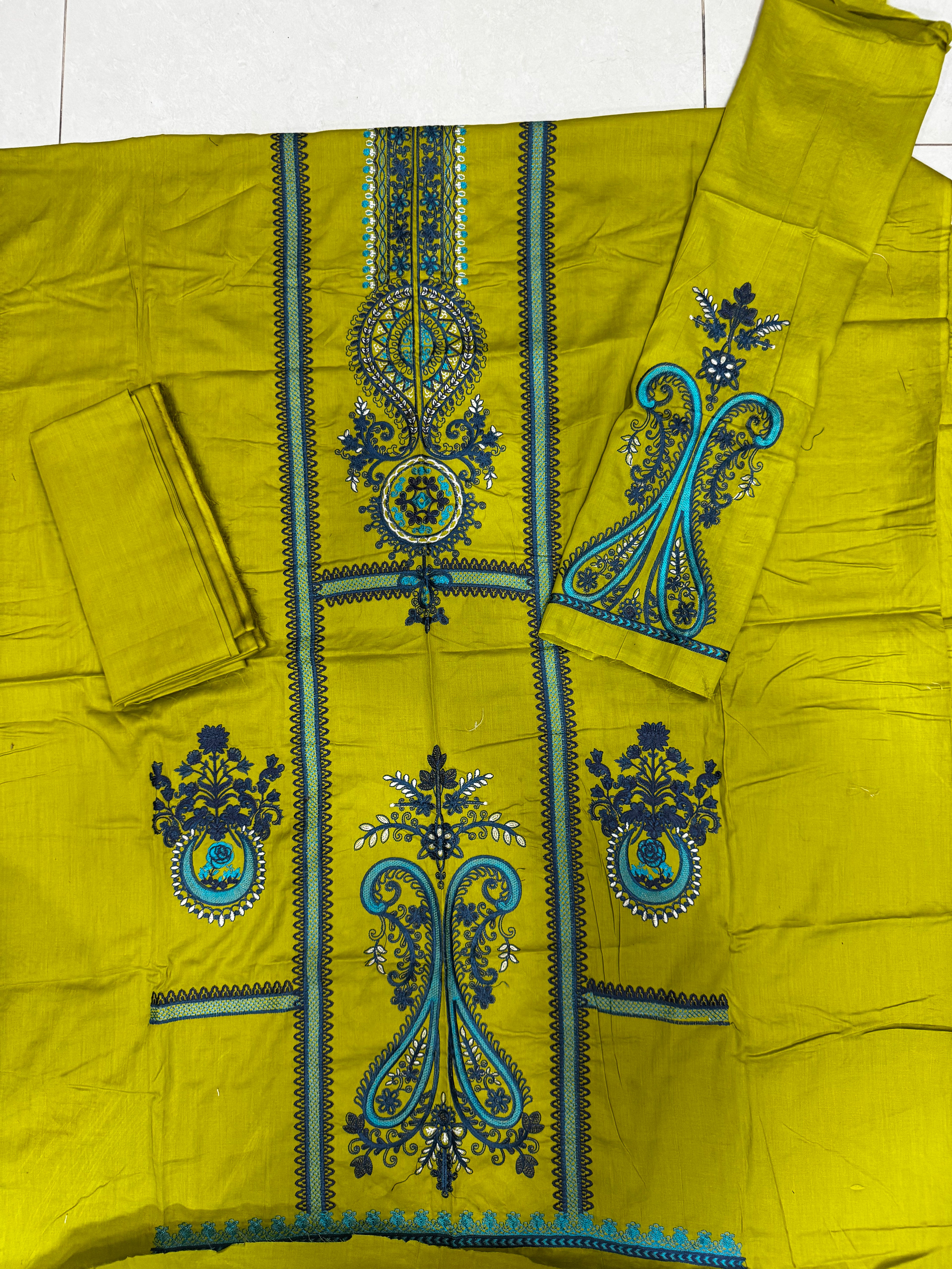 Maria B Embroidered Lawn 2Pc